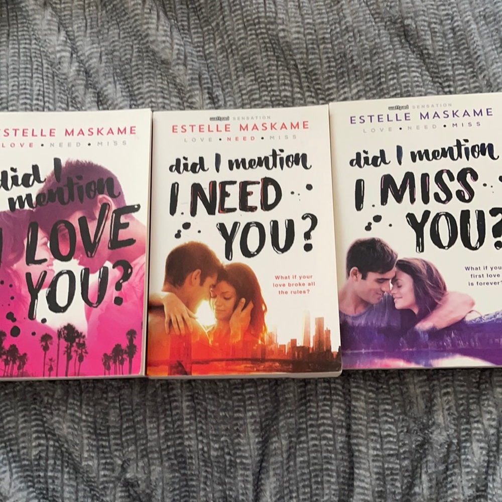 Estelle Maskame “Did I Mention” Whole Set